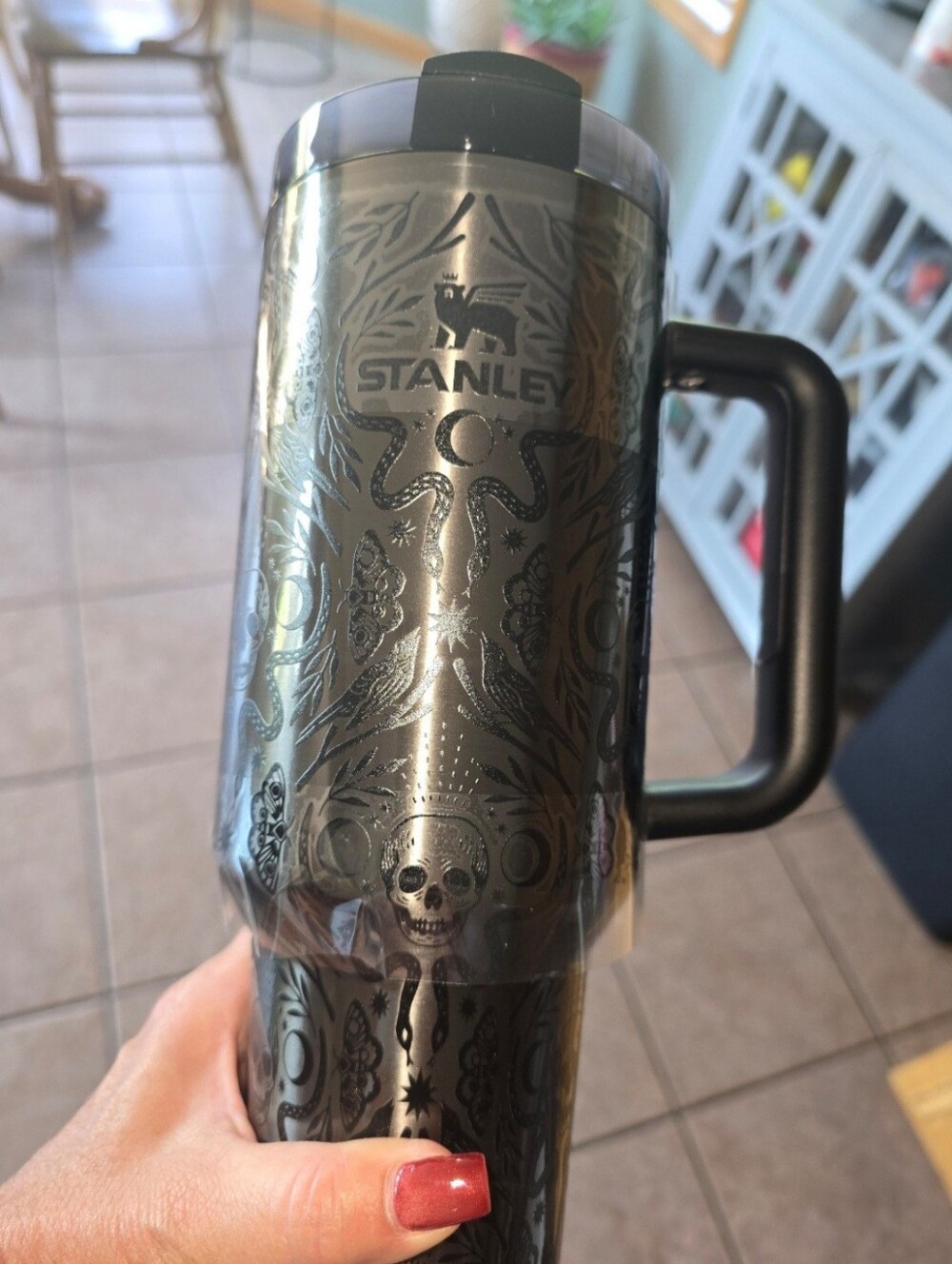Stanley Deadly Damask 40 Oz Quebcher NIB